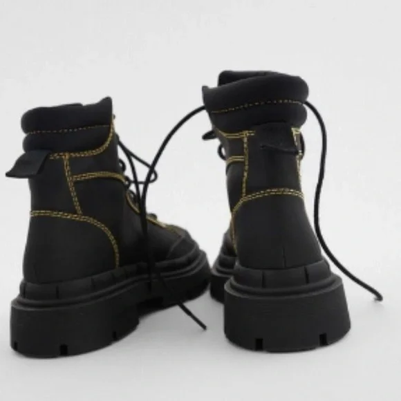 Zara | Low Heel Rubberized Lug Sole Ankle Combat Boots Size 6 NEW - Picture 3 of 10